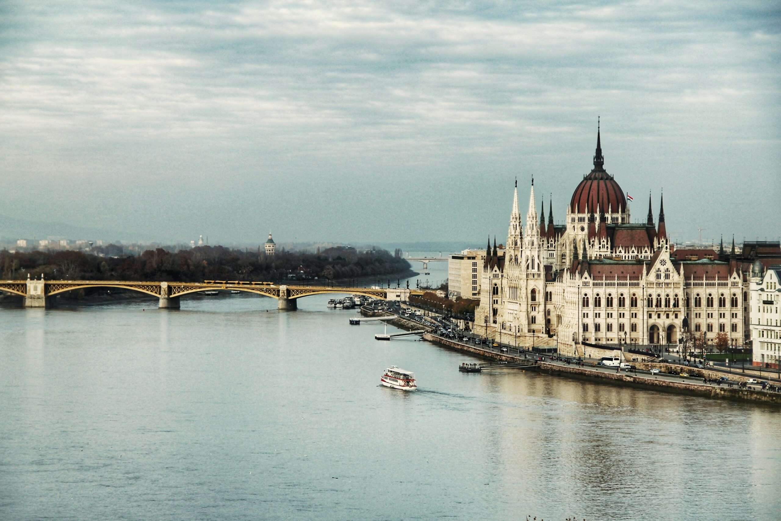 Budapest - Private transfers to Hungary's Pearl of the Danube